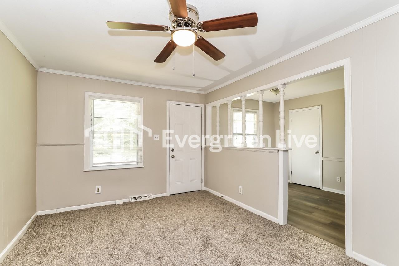 2507 Fernbrook Rd - Photo 5 of 15