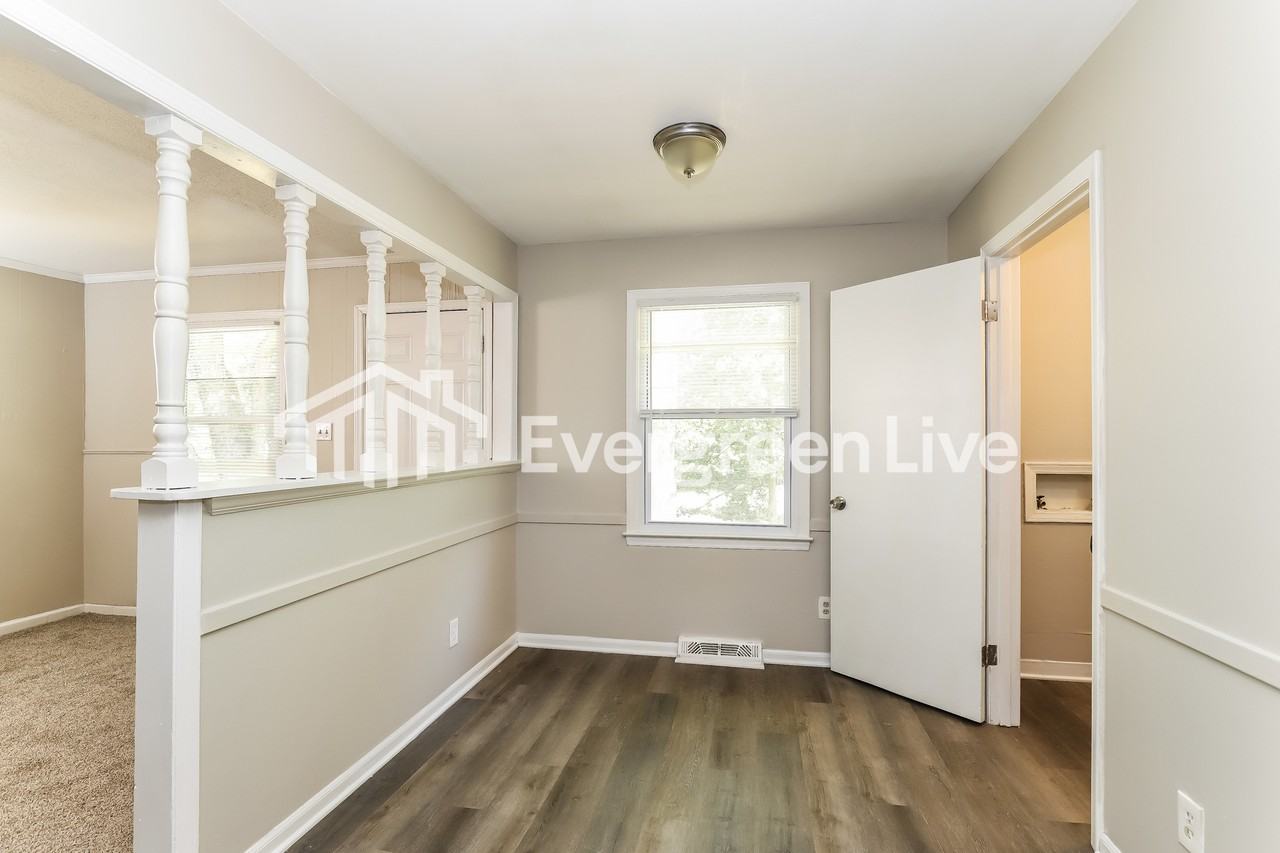 2507 Fernbrook Rd - Photo 7 of 15