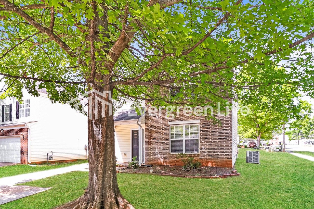 3217 Reid Brook Ln - Photo 2 of 15