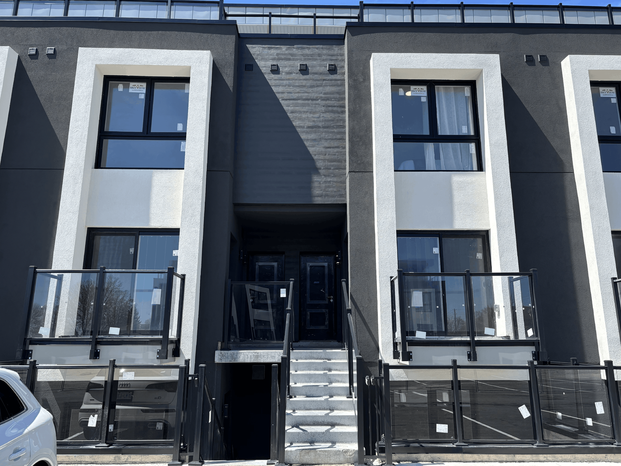 6638 McLeod Road, Unit 216, Niagara Falls - Photo 2 of 11