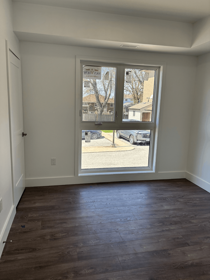 6638 McLeod Road, Unit 216, Niagara Falls - Photo 7 of 11