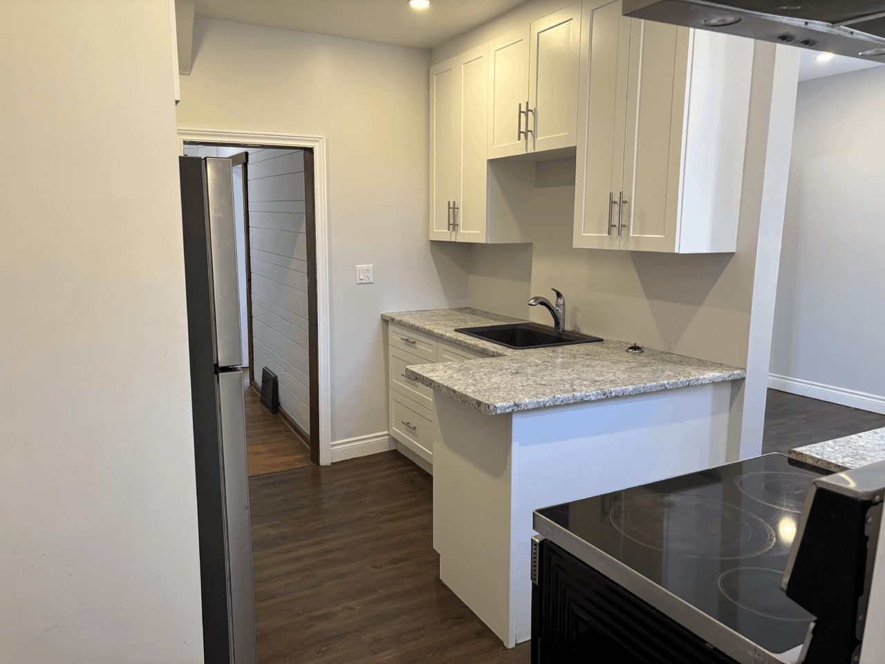 26 Shotwell Street - Photo 2 of 17