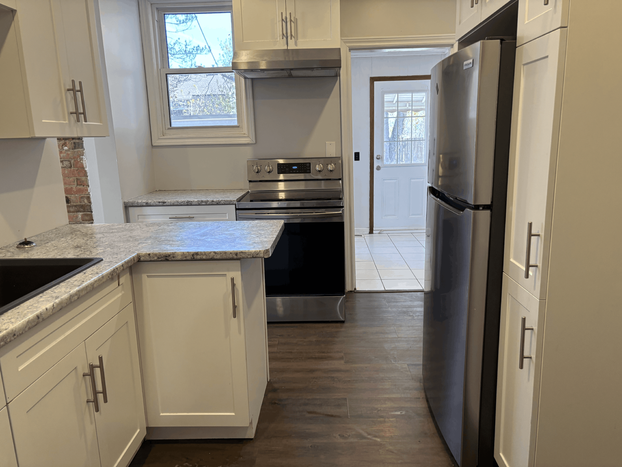 26 Shotwell Street - Photo 3 of 17