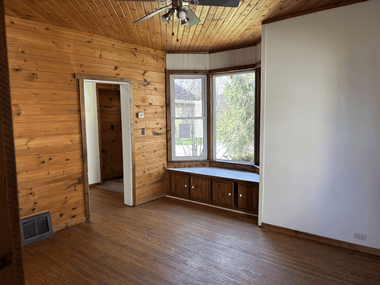 26 Shotwell Street - Photo 7 of 17