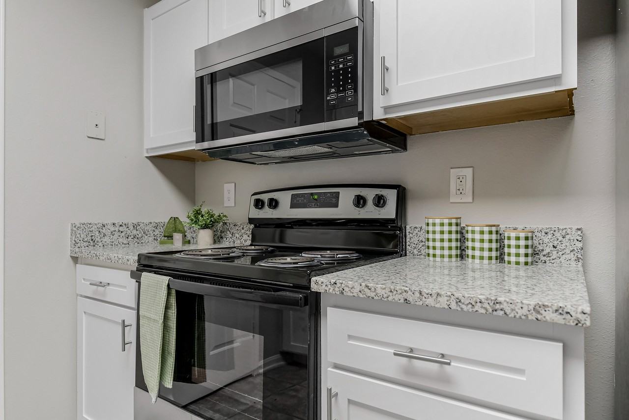 Lakewood Terrace - Photo 2 of 38