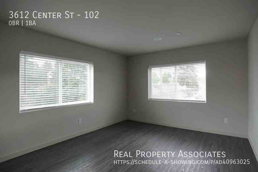 3612 Center St #102 - Photo 5 of 11