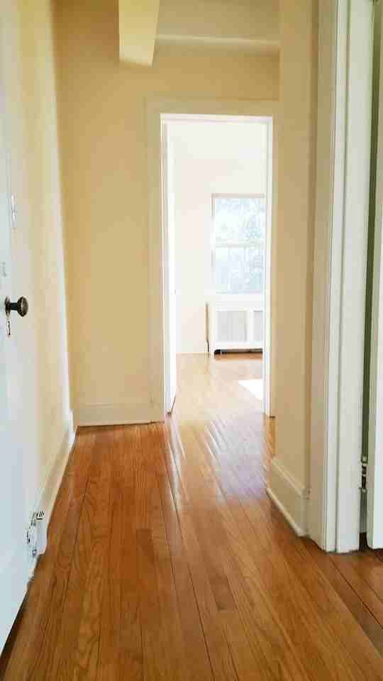 3925 Beech Ave - Photo 4 of 26