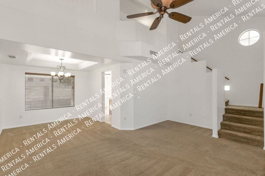 1449 E Park Ave - Photo 2 of 18