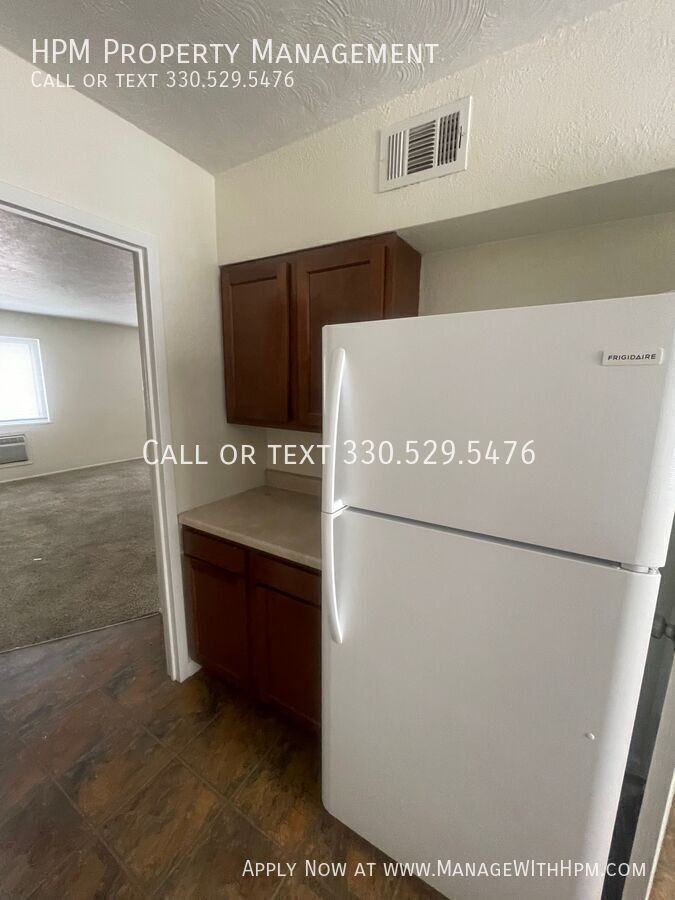 20586 Lorain Rd #17 - Photo 6 of 8