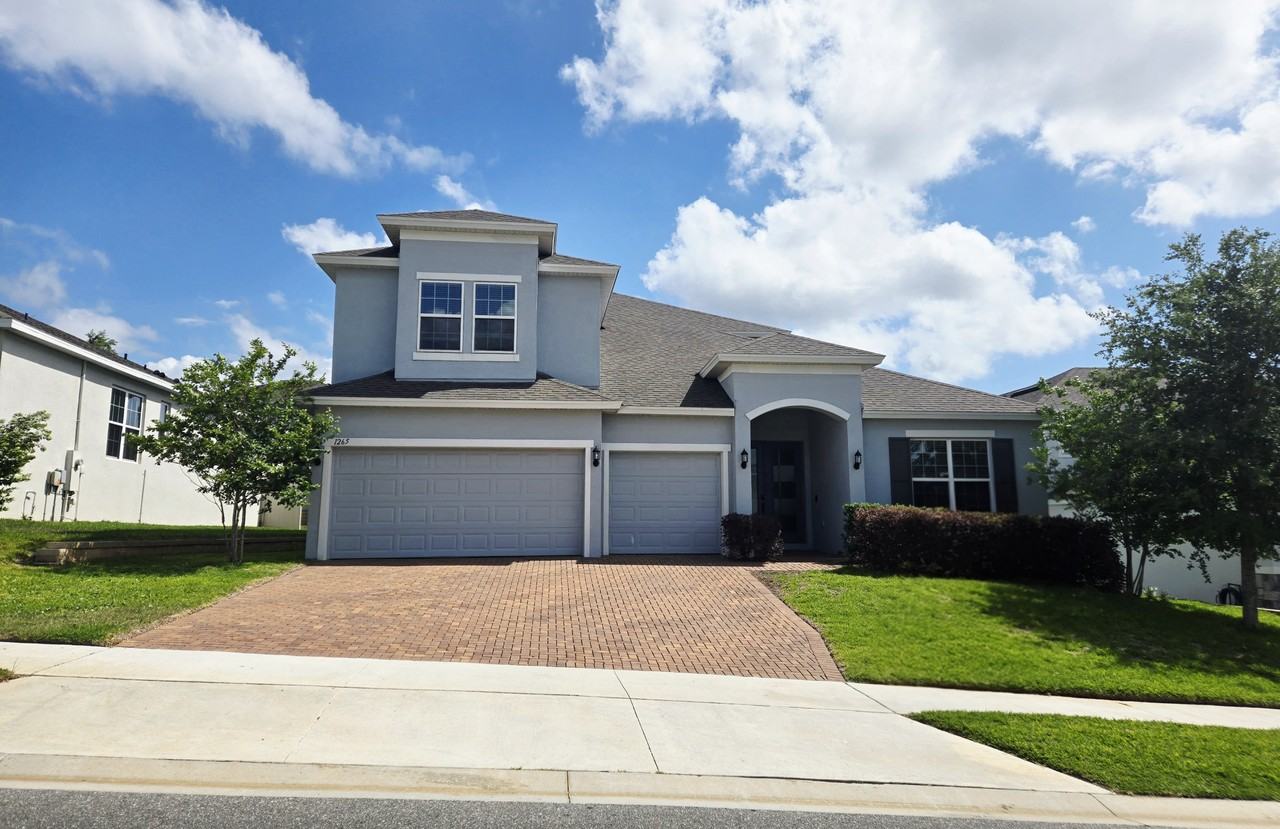 1265 Blarney St #NA - Photo 2 of 40