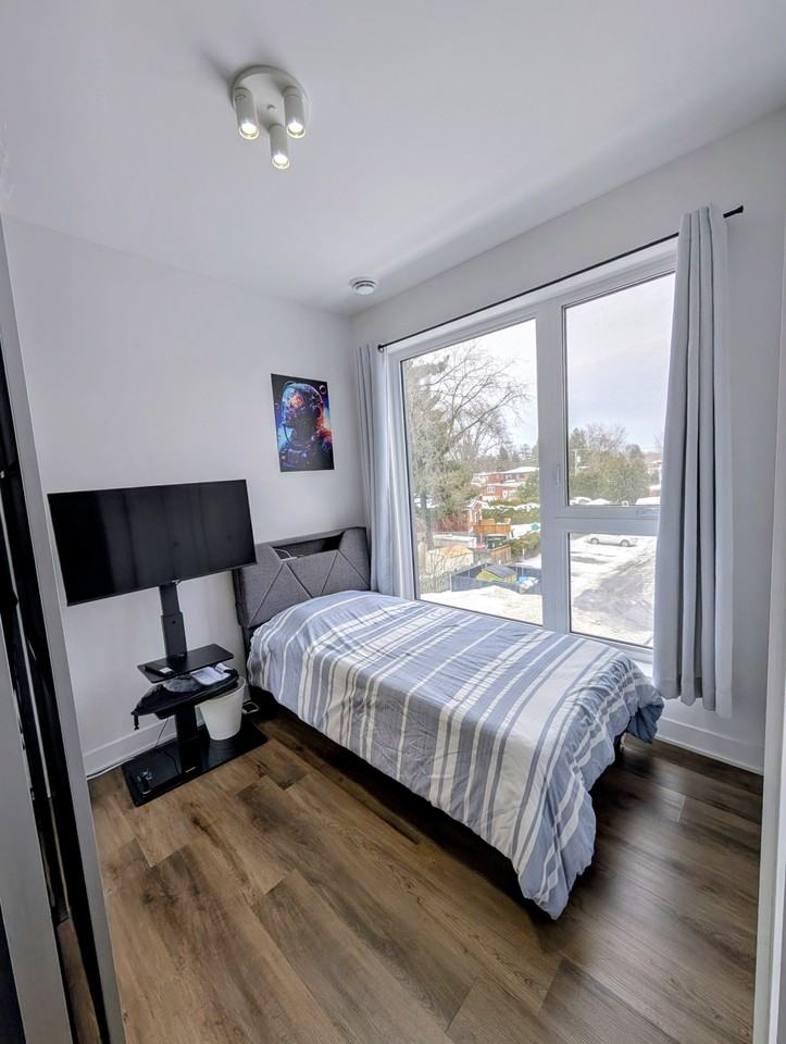 1782 Avenue Victoria #304 - Photo 7 of 8