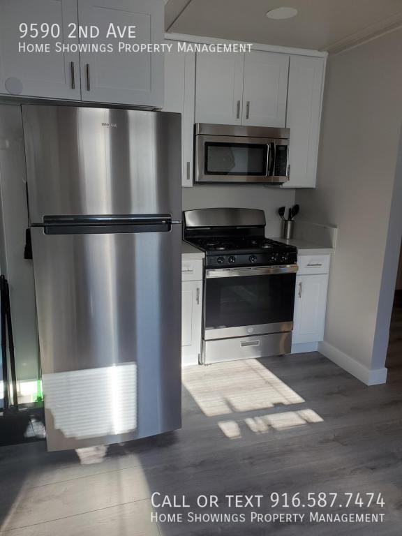 9590 2nd Ave - Photo 3 of 15