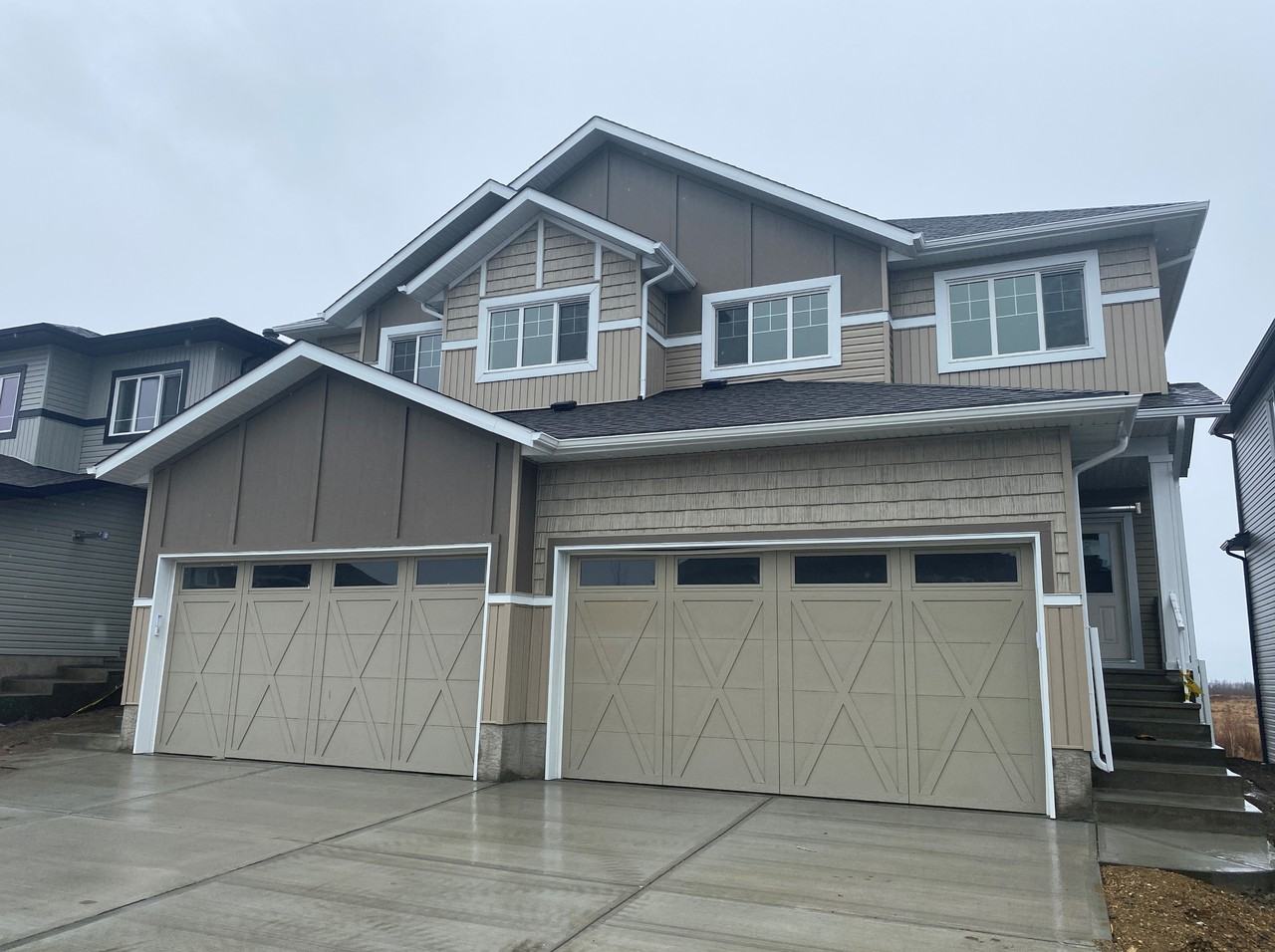 SF174 | 1 Month Free – 3 Bed, 2.5 Bath Upper Suite – Fort McMurray - Photo 3 of 44