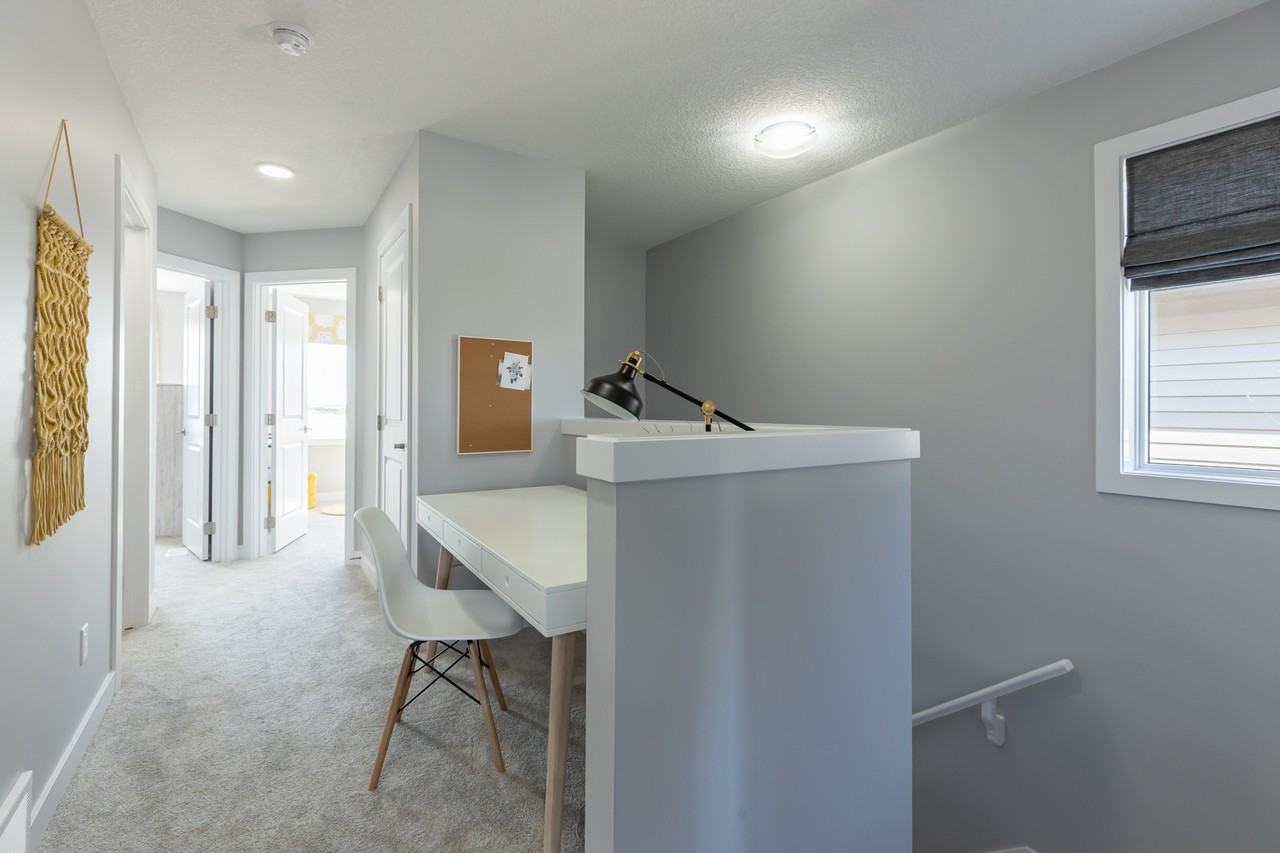 SF174 | 1 Month Free – 3 Bed, 2.5 Bath Upper Suite – Fort McMurray - Photo 6 of 44