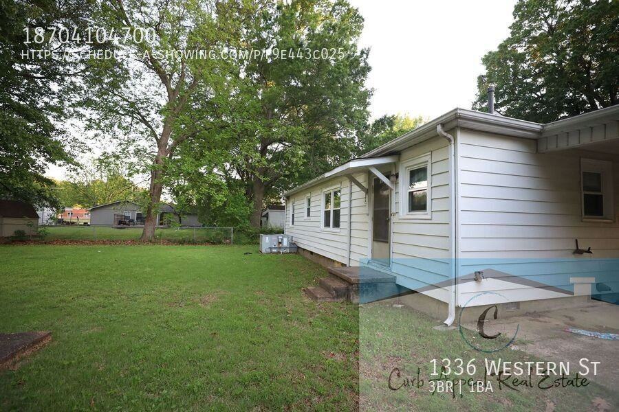 1336 Western St - Photo 7 of 13