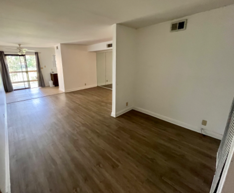5300 E Waverly Dr #F12 - Photo 3 of 23