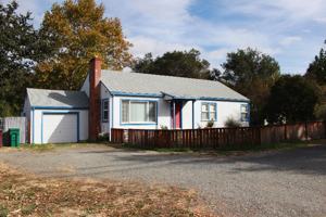 featured image of 1010 S Cloverdale Blvd