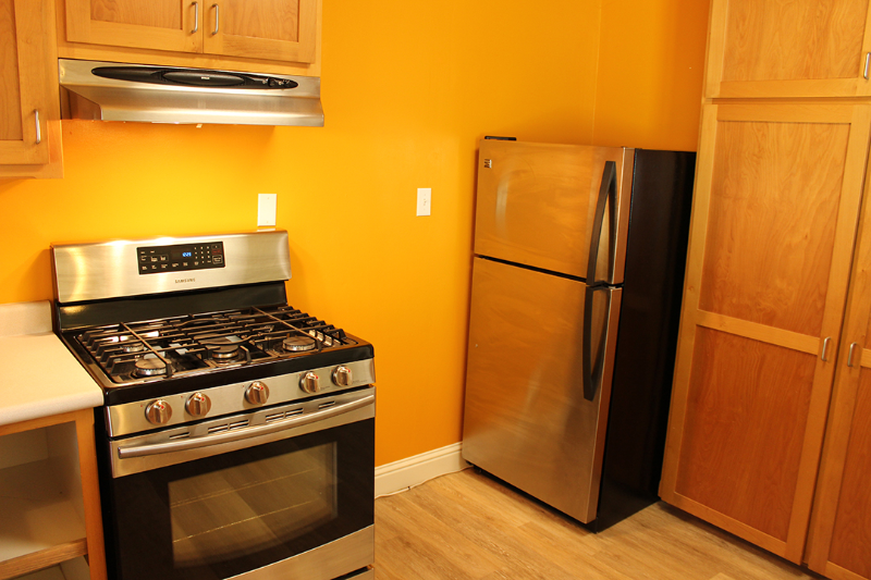 1010 S Cloverdale Blvd - Photo 7 of 20