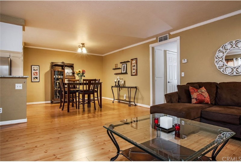 4151 Hathaway Ave - Photo 7 of 18