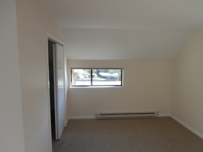 38 Great Meadow Ln - Photo 7 of 13