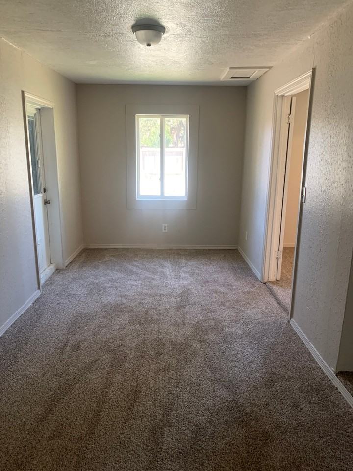 802 Brigham Ave - Photo 2 of 7