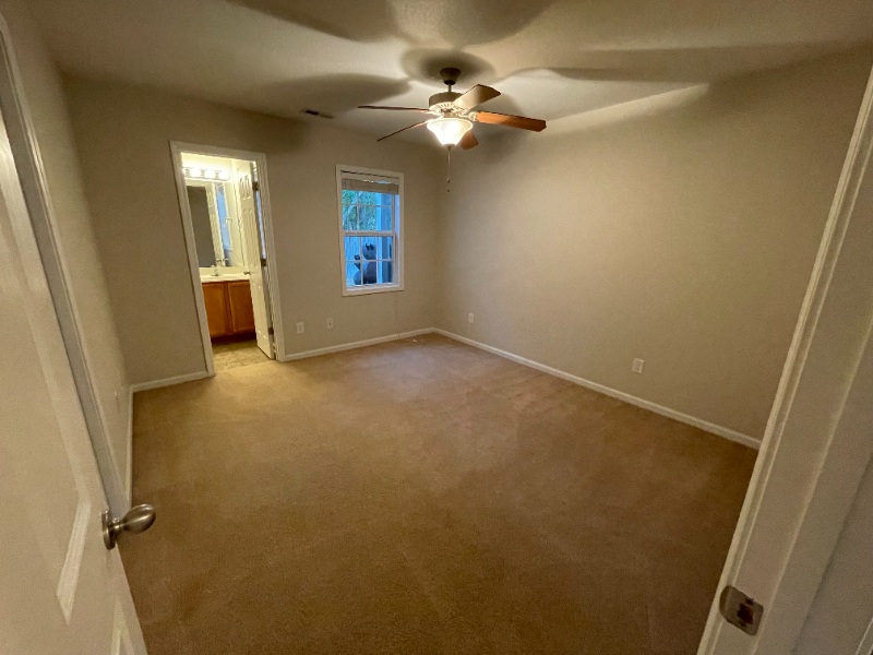 1404 Old Folkstone Rd #1 - Photo 4 of 10