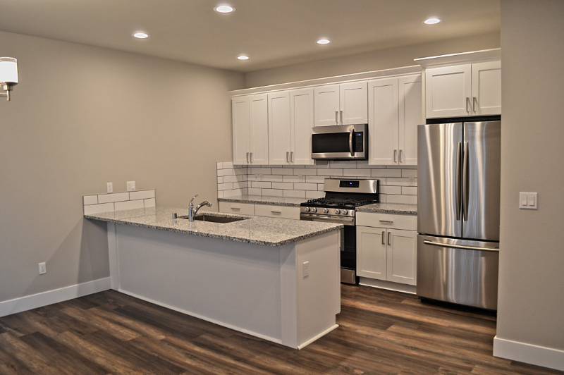 6911 Lennon Ln Ne #B - Photo 3 of 15