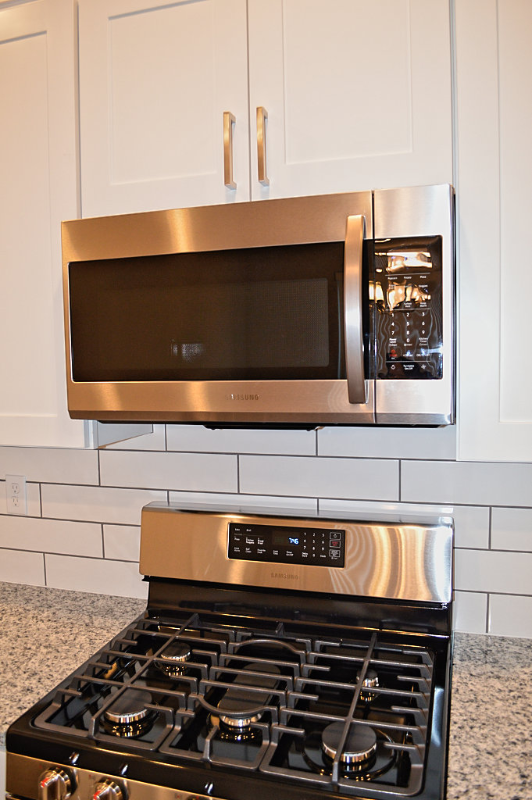 6911 Lennon Ln Ne #B - Photo 6 of 15