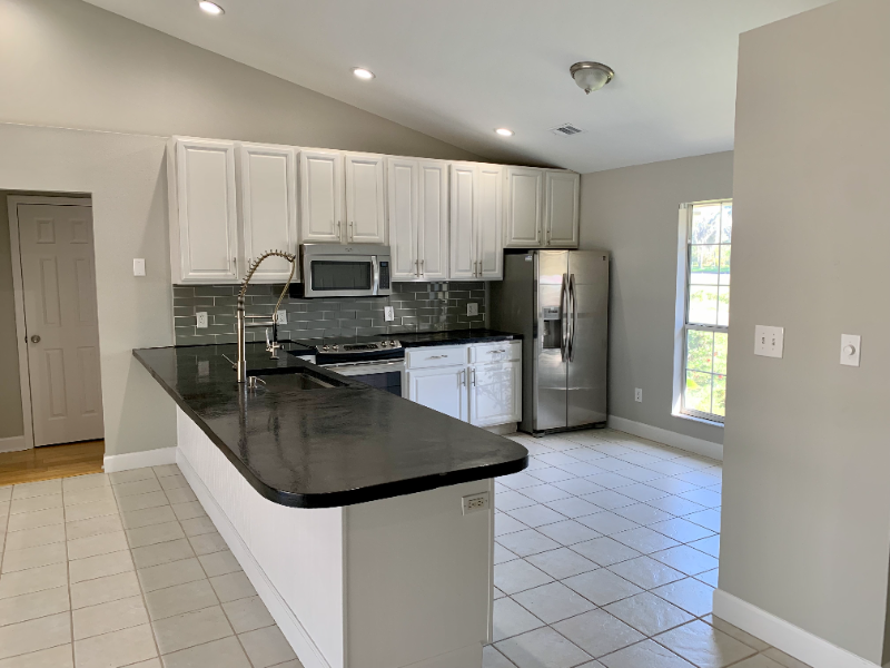 4504 Kim St - Photo 3 of 14