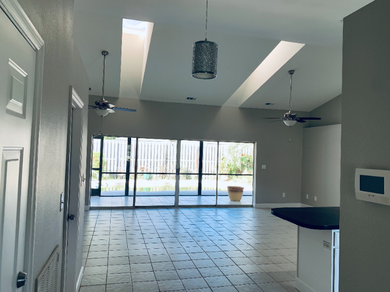 4504 Kim St - Photo 4 of 14