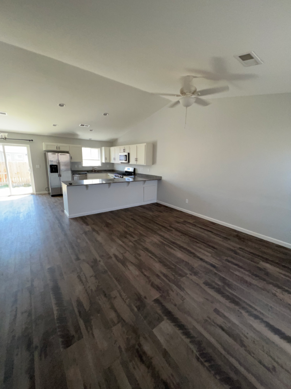 1347 Tommy Trl - Photo 5 of 19