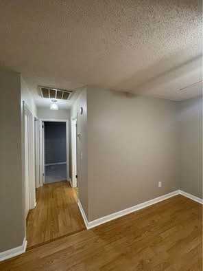 142 Santa Fe Trl - Photo 4 of 30