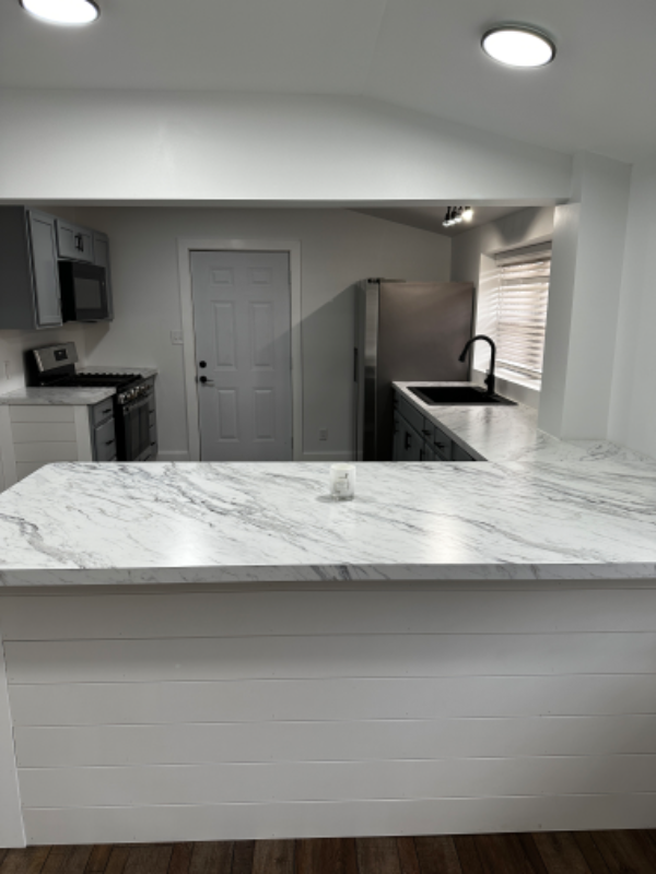 907 Michigan Ave - Photo 4 of 12