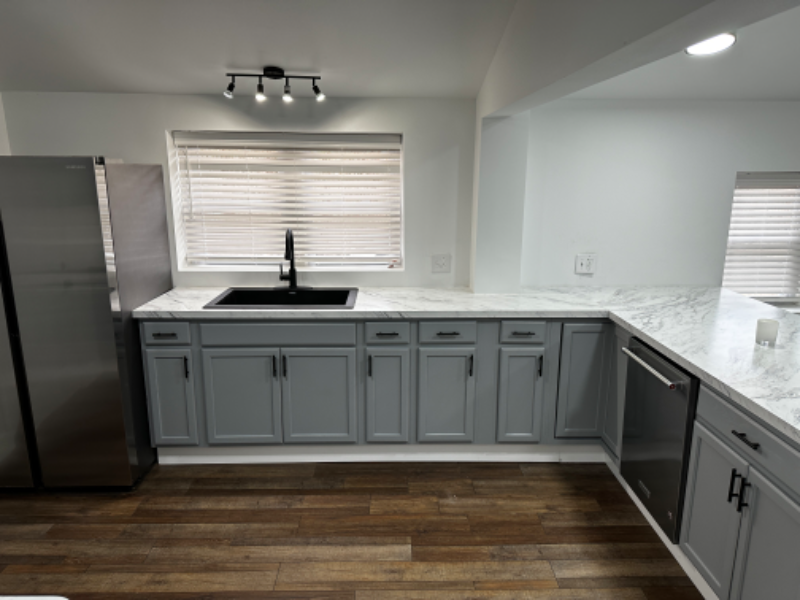 907 Michigan Ave - Photo 5 of 12