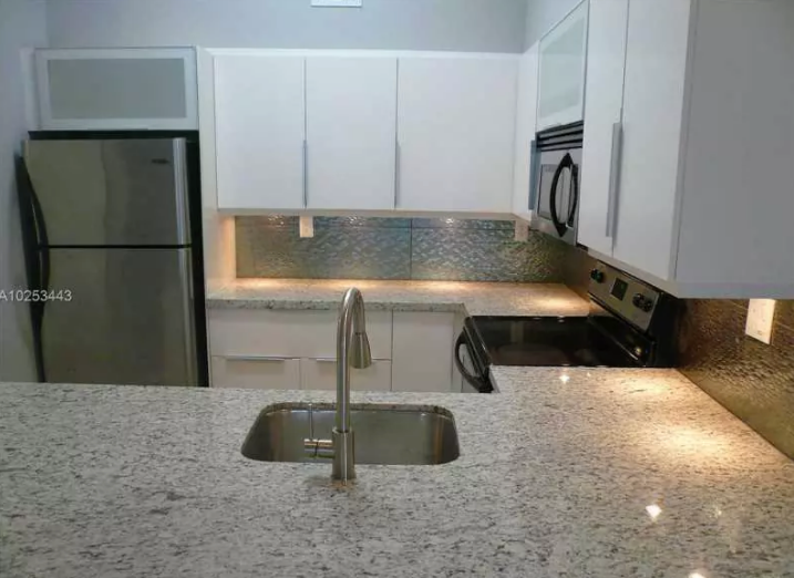 2445 Sw 18th Ter #4 - Photo 2 of 29