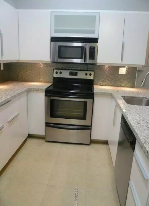 2445 Sw 18th Ter #4 - Photo 3 of 29