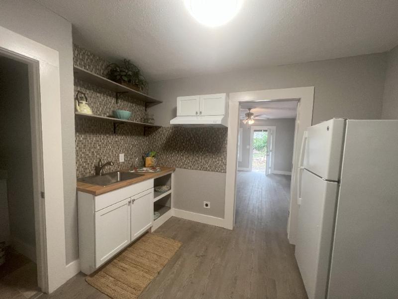 2023 Beaver Ln - Photo 2 of 8