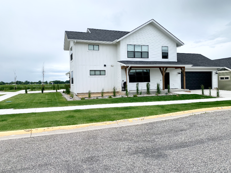 995 Advance Dr #A - Photo 3 of 43