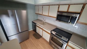 featured image of 7 Belfast Dr