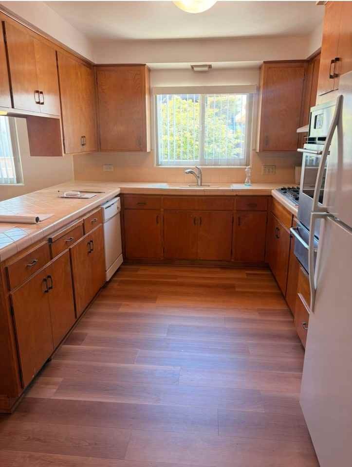 4568 Alice St - Photo 3 of 20