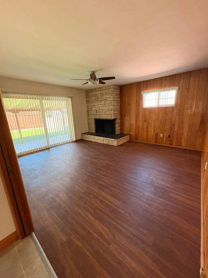 4568 Alice St - Photo 7 of 20