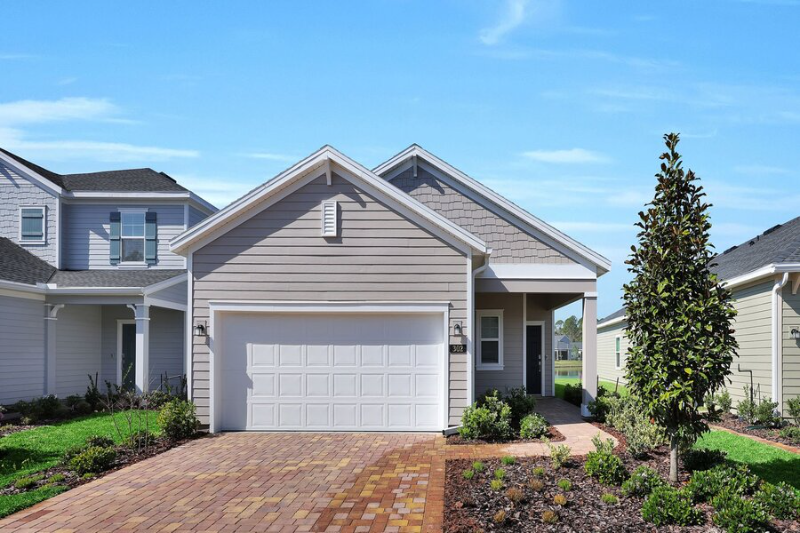 302 Lake Sinclair St - Photo 2 of 30