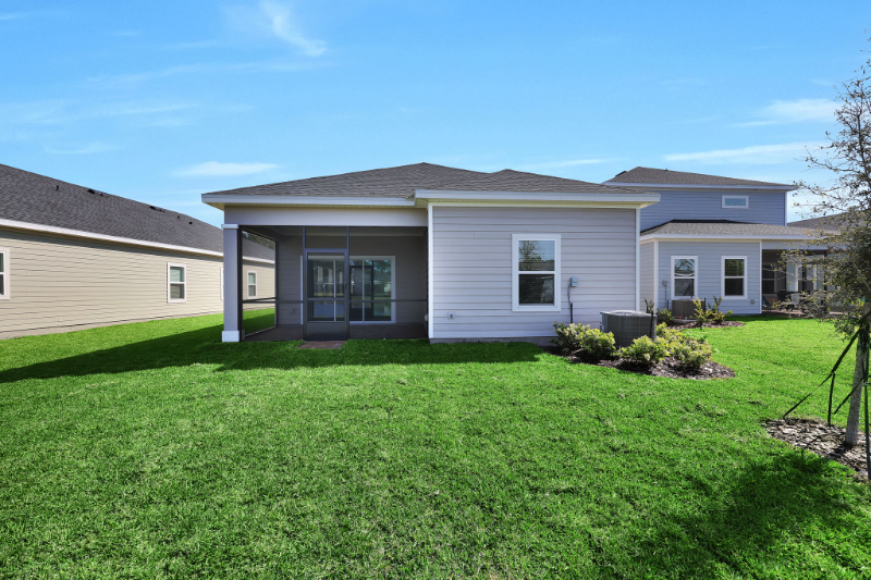 302 Lake Sinclair St - Photo 5 of 30