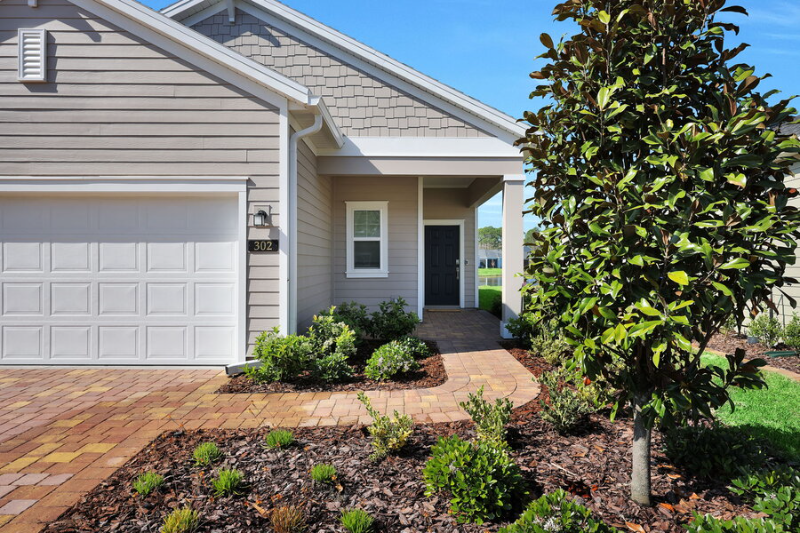 302 Lake Sinclair St - Photo 6 of 30