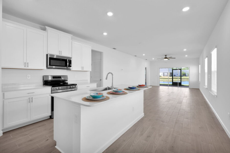 302 Lake Sinclair St - Photo 7 of 30