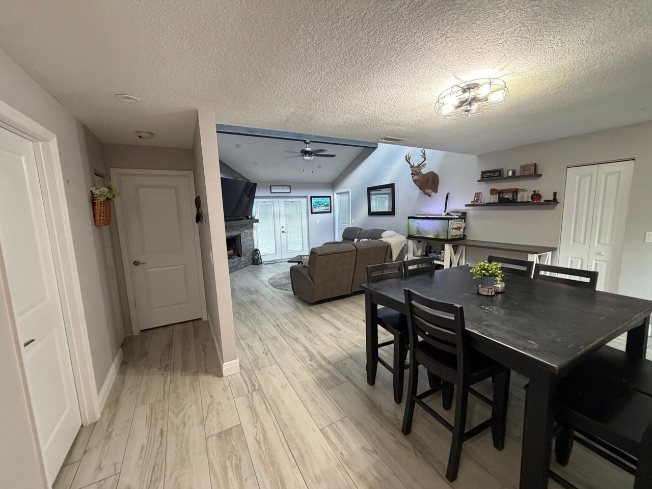 4157 Palau Dr - Photo 3 of 19