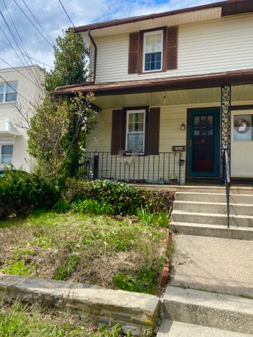 1015 E Pleasant Ave