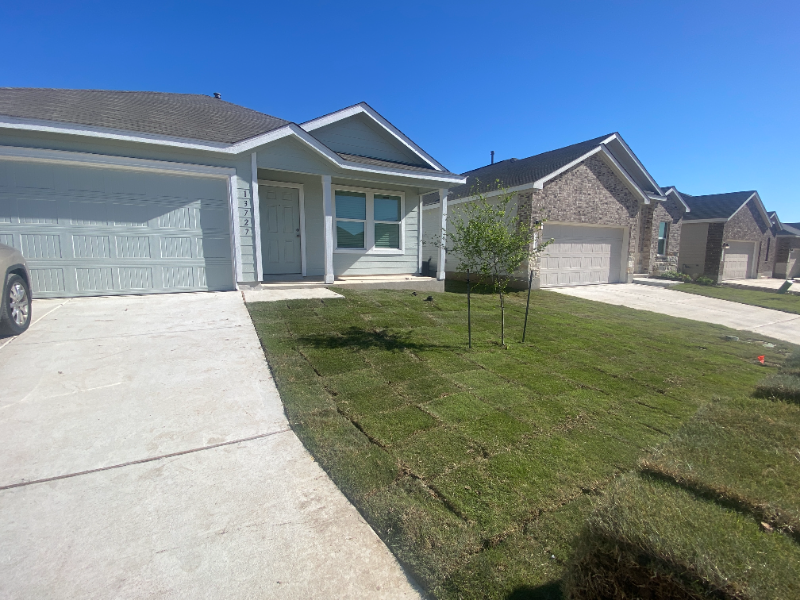 13727 Barn Door - Photo 4 of 12