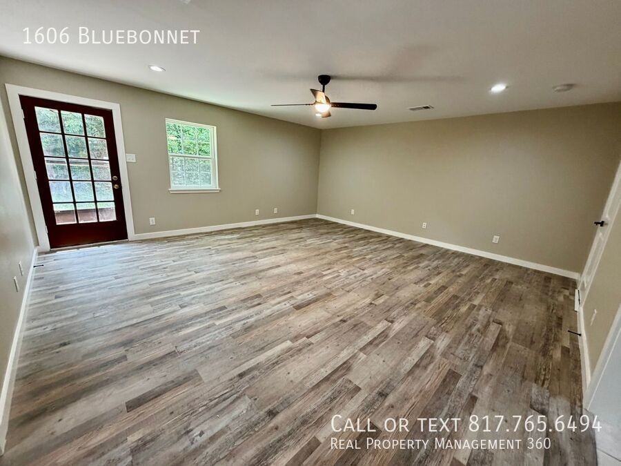 1606 Bluebonnet Trl - Photo 7 of 21