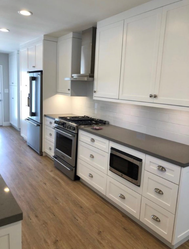 413 W Acacia Ave - Photo 4 of 26